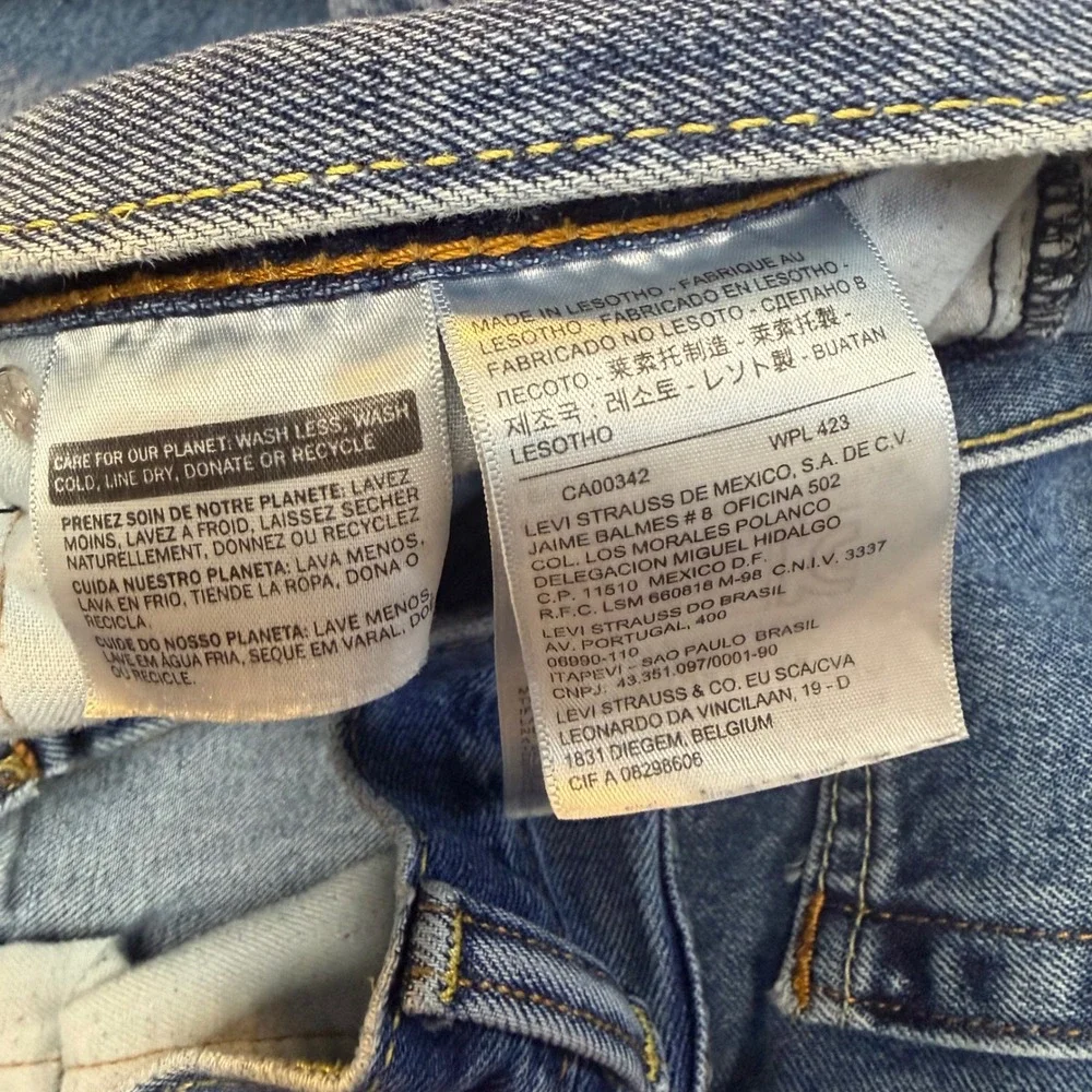 Levis 560 Comfort Fit Tapered Leg Jeans Mens 40x32 Medium Wash Blue Denim